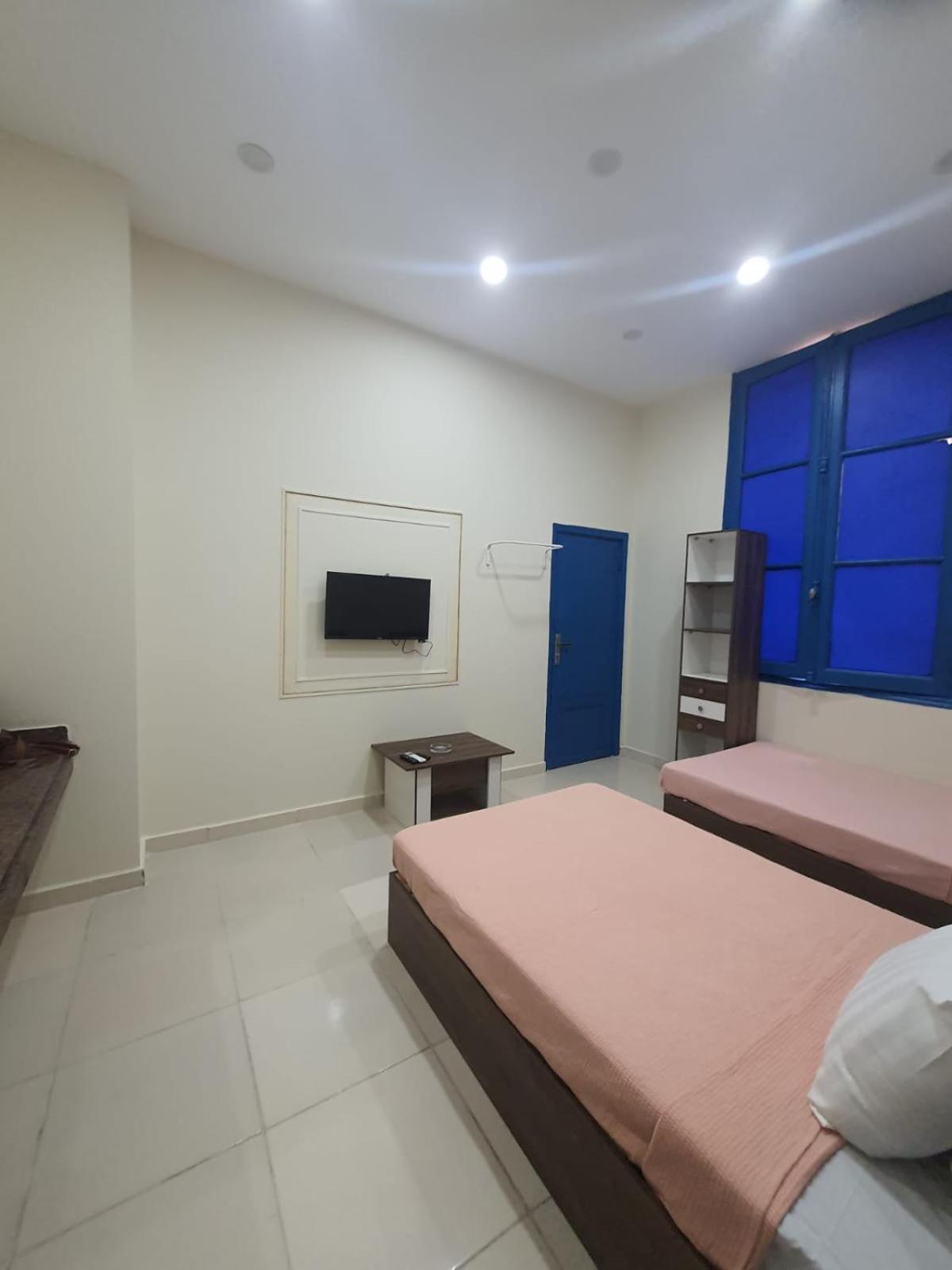 شقة زافيرو مسرح سيد درويش للعائلات فقط Families Only الإسكندرية
